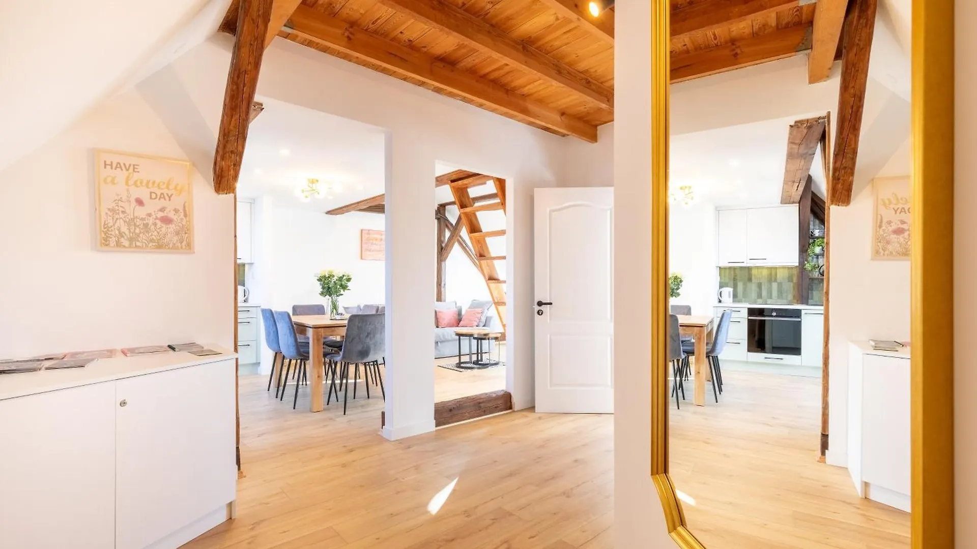 Apartment With Entresol Old Town Krakow Poland